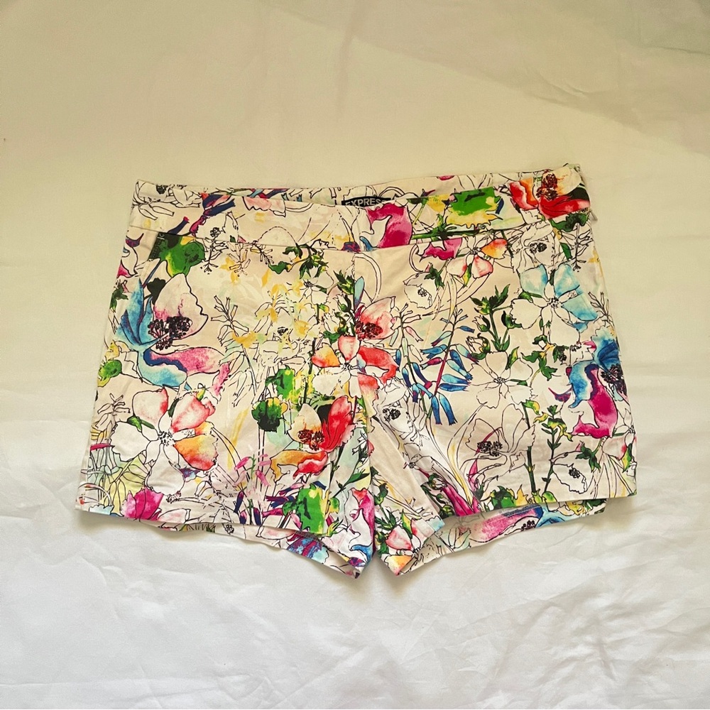 Express floral dress shorts size 6